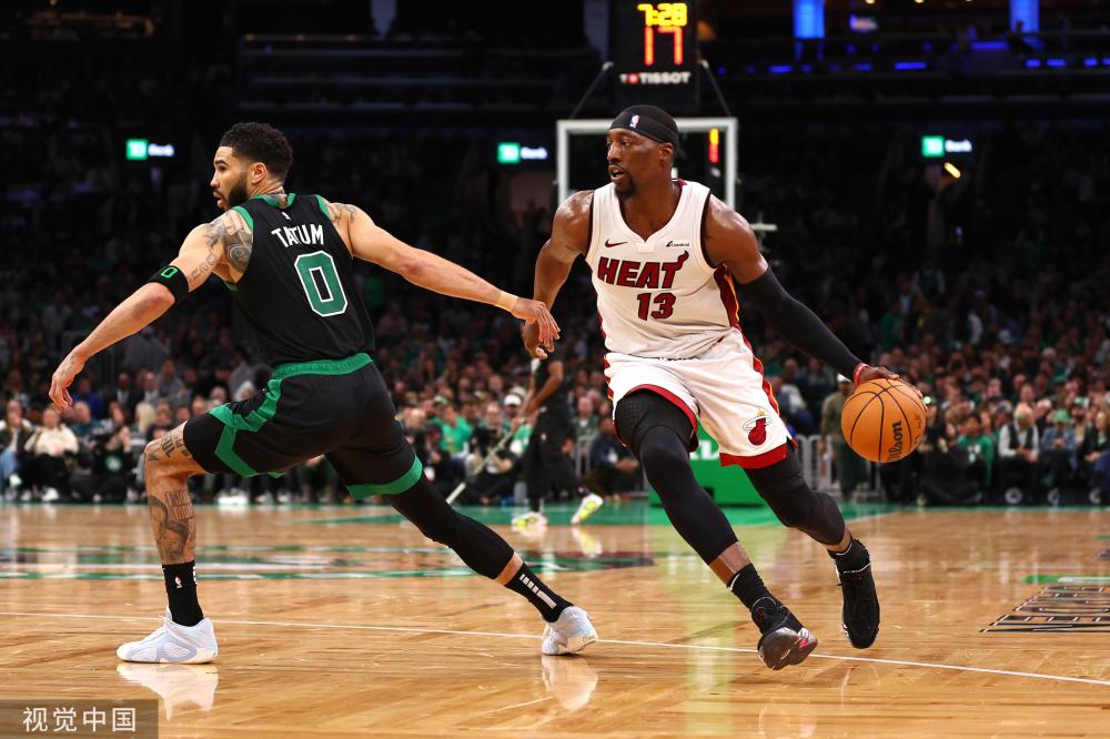 的压力左右 的压力左右