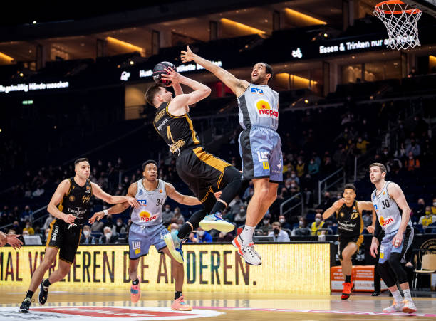 从绝杀到高 从绝杀到高