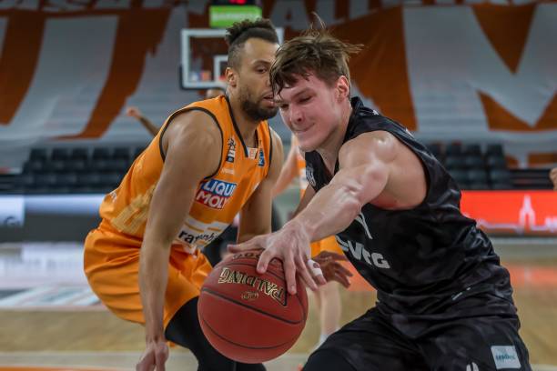 阿森纳的年 阿森纳的年